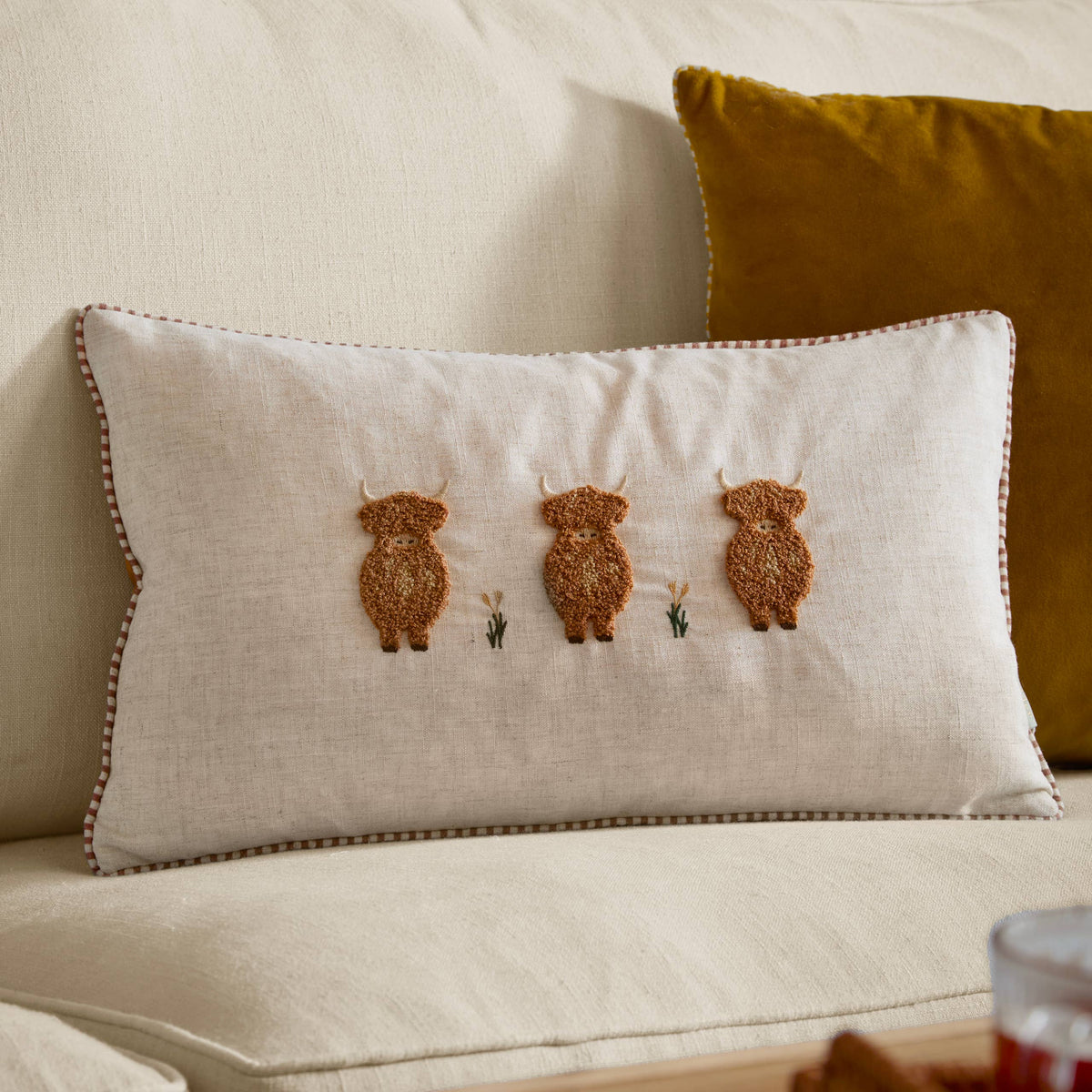 Ramble Highland Cow Tufted Cushion Ginger: Ginger / Polyester Filled / 30 x 50cm