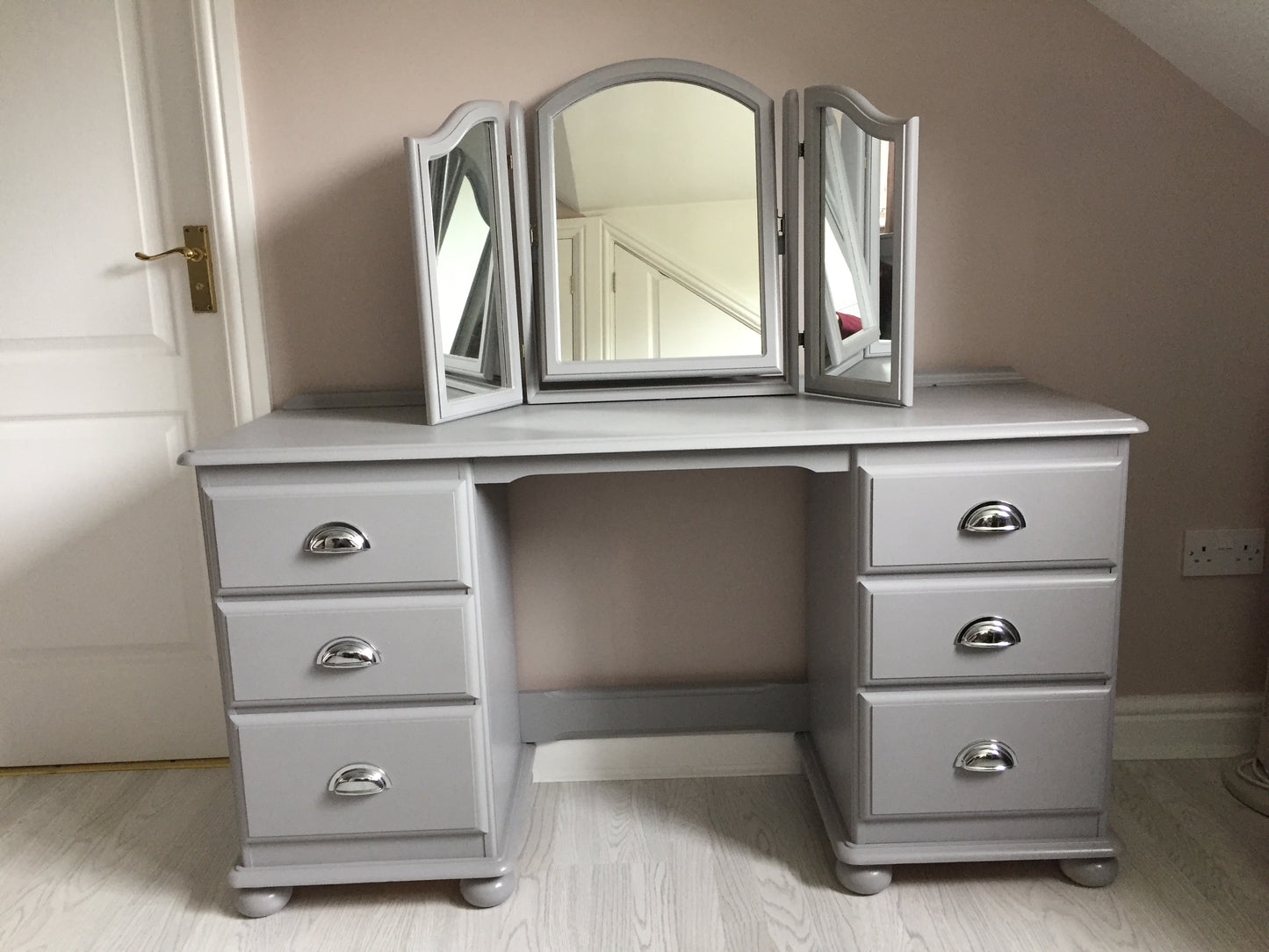 Grey Pebble Orginal Range